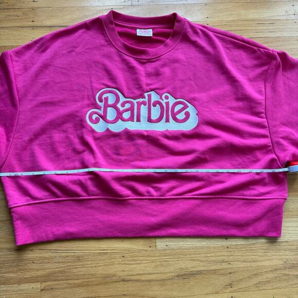 Barbie Hot Pink Crop Sweatshirt Size M Crewneck Long Sleeve Girlcore Bubblegum - Picture 3 of 7